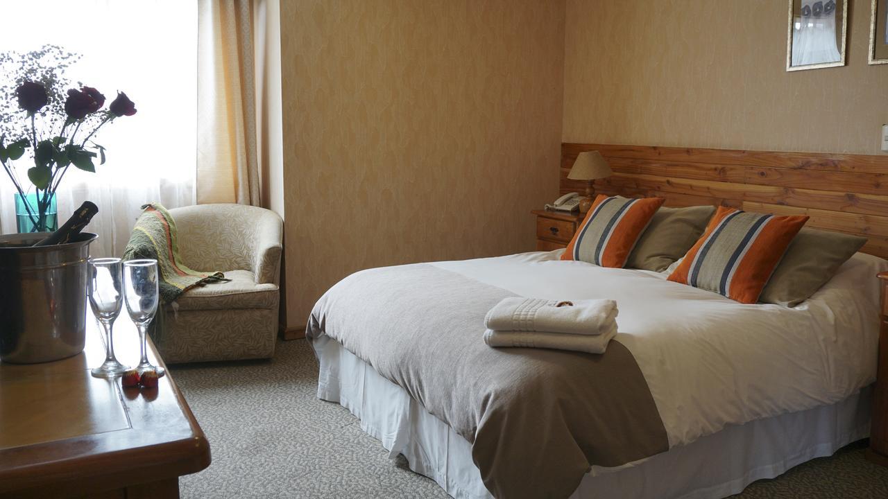 Hotel Borde Lago Puerto Varas Kültér fotó